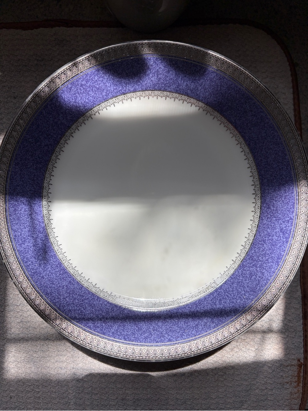 Mikasa Palatial Platinum Amethyst Accent Fine China Salad Plates
